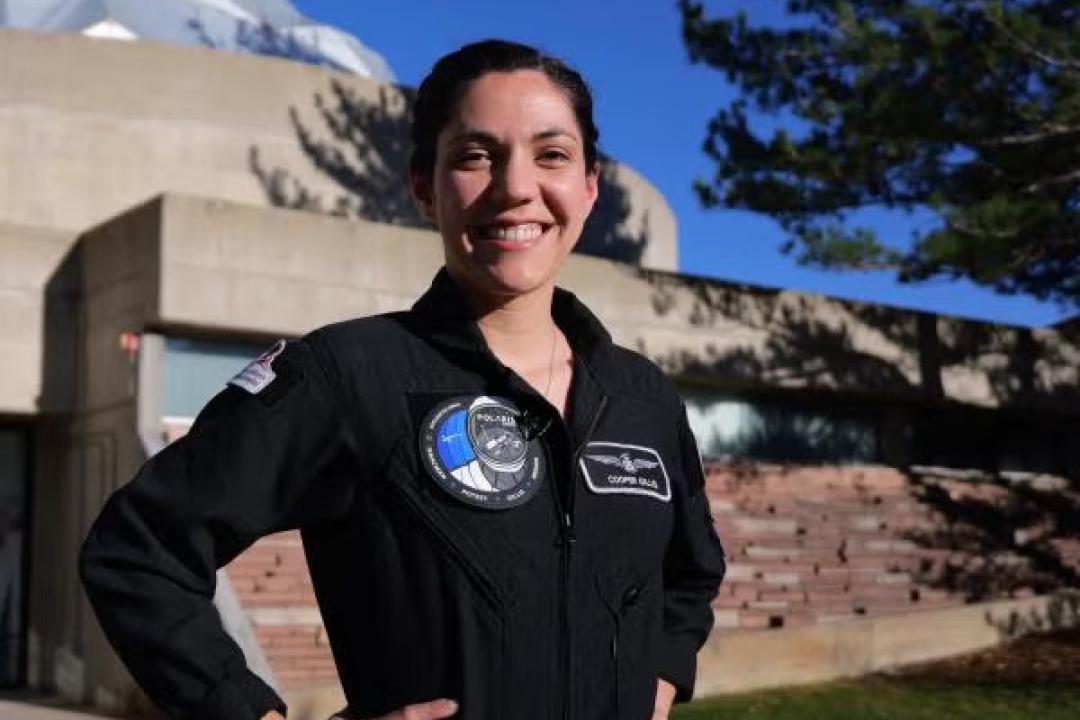 Sarah Gillis (AeroEngr’17) is a lead space operations engineer and astronaut trainer at SpaceX with literal out-of-this-world experience.